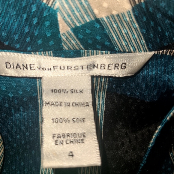 Diane Von Furstenberg silk Wrap Blouse with Notched Collar - Picture 7 of 15